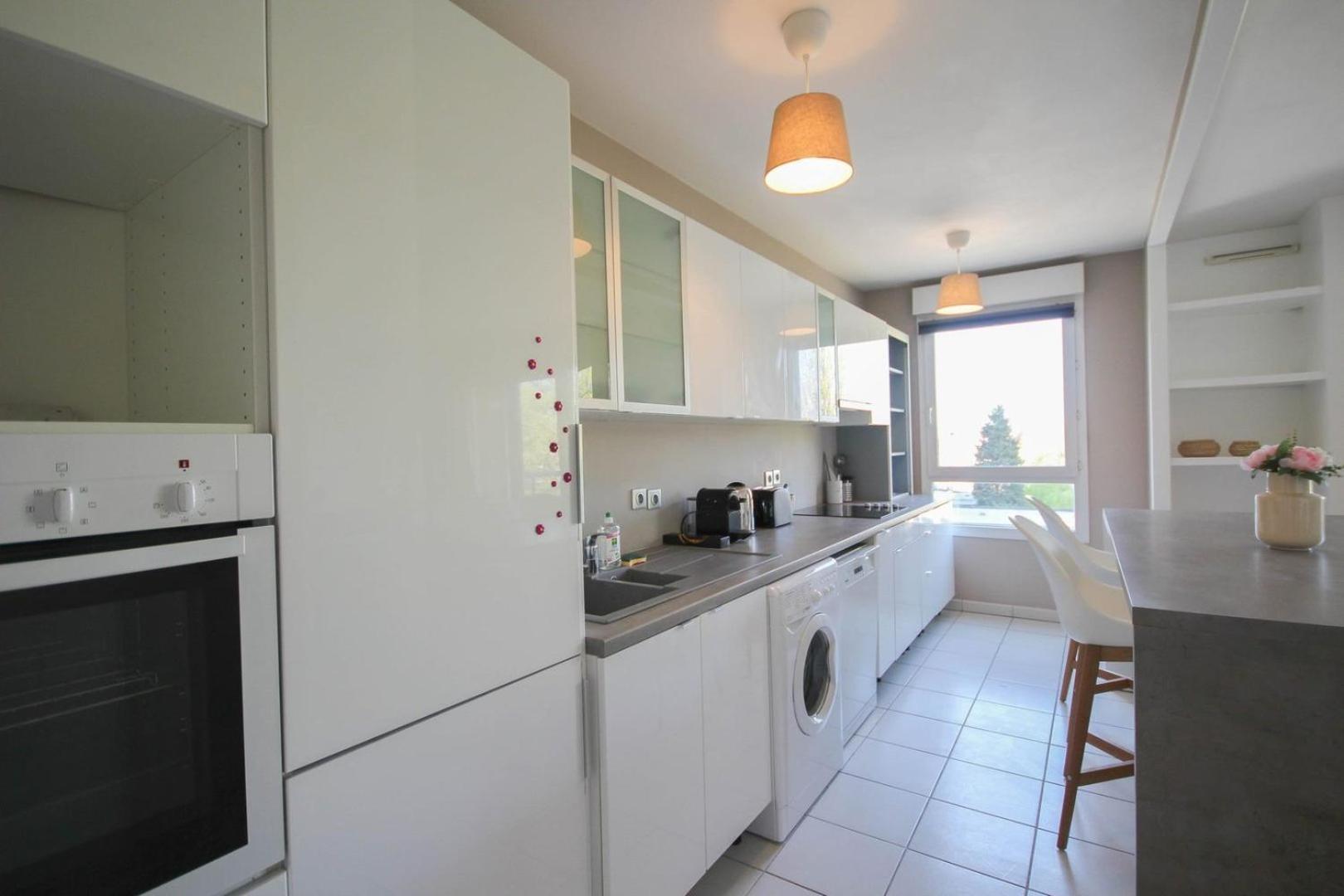 Apartment In Residence With Balcony And Parking リール エクステリア 写真